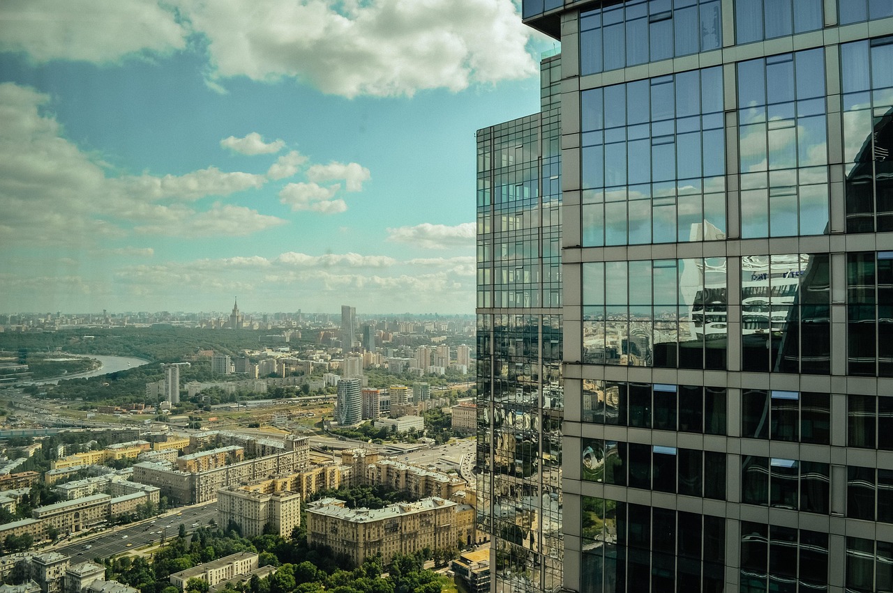 découvrez notre business center moderne offrant des espaces de travail flexibles, des services professionnels et des équipements high-tech pour optimiser votre productivité.
