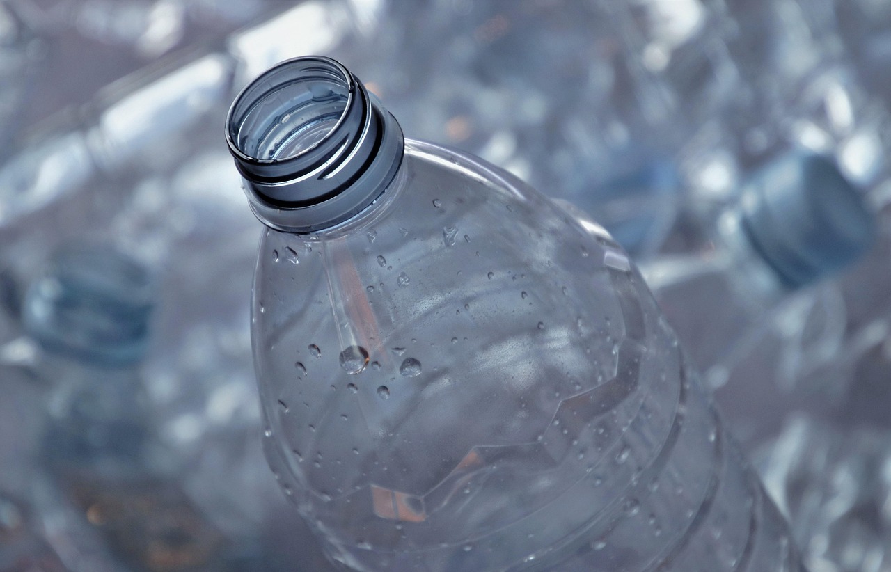 découvrez comment recycler le plastique à la maison facilement et efficacement pour réduire votre impact environnemental et contribuer à un avenir durable.