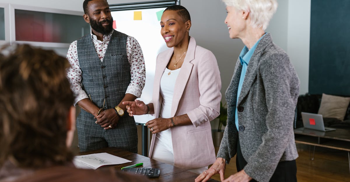 découvrez le monde de l'entrepreneuriat social, une approche innovante qui allie impact social et viabilité économique. explorez comment les entrepreneurs utilisent leur passion pour résoudre des problèmes sociétaux tout en créant des entreprises durables.