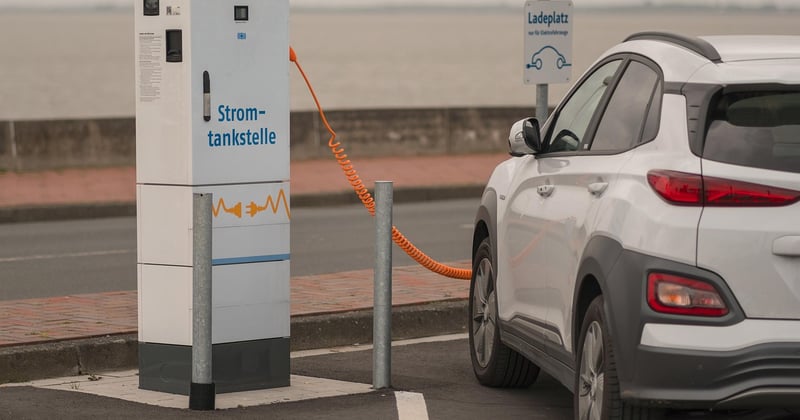 Comment réduire l'empreinte carbone des flottes de véhicules électriques