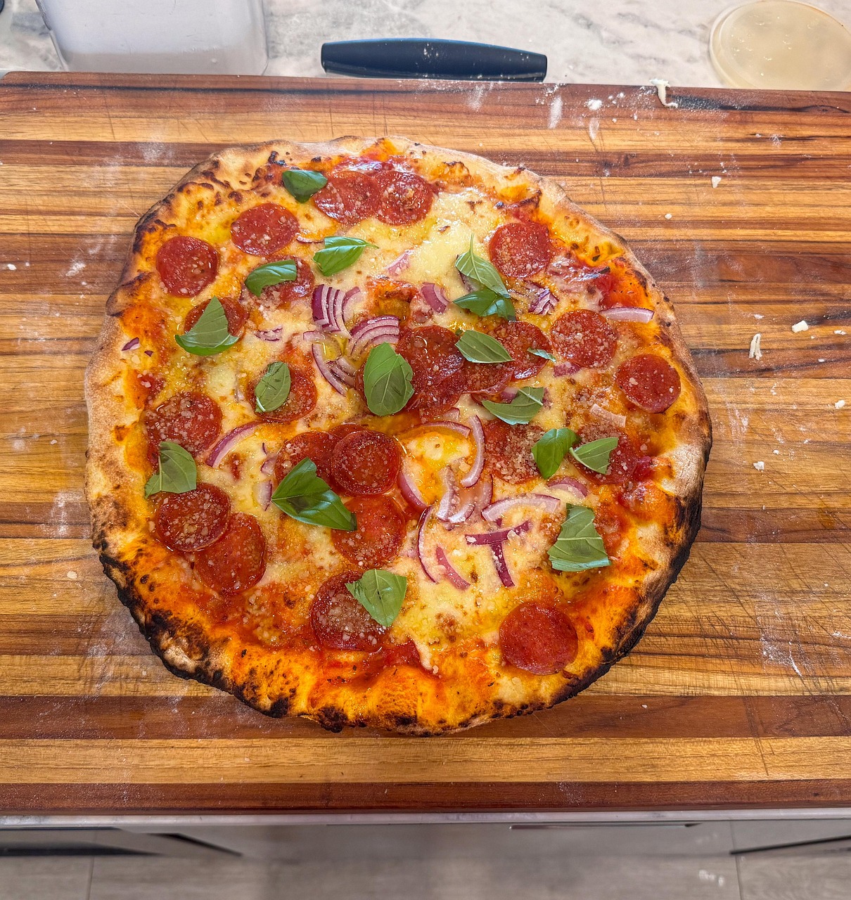 Mes voisins intrigués : découvrez comment fabriquer ce tuteur à tomates maison en un rien de temps !