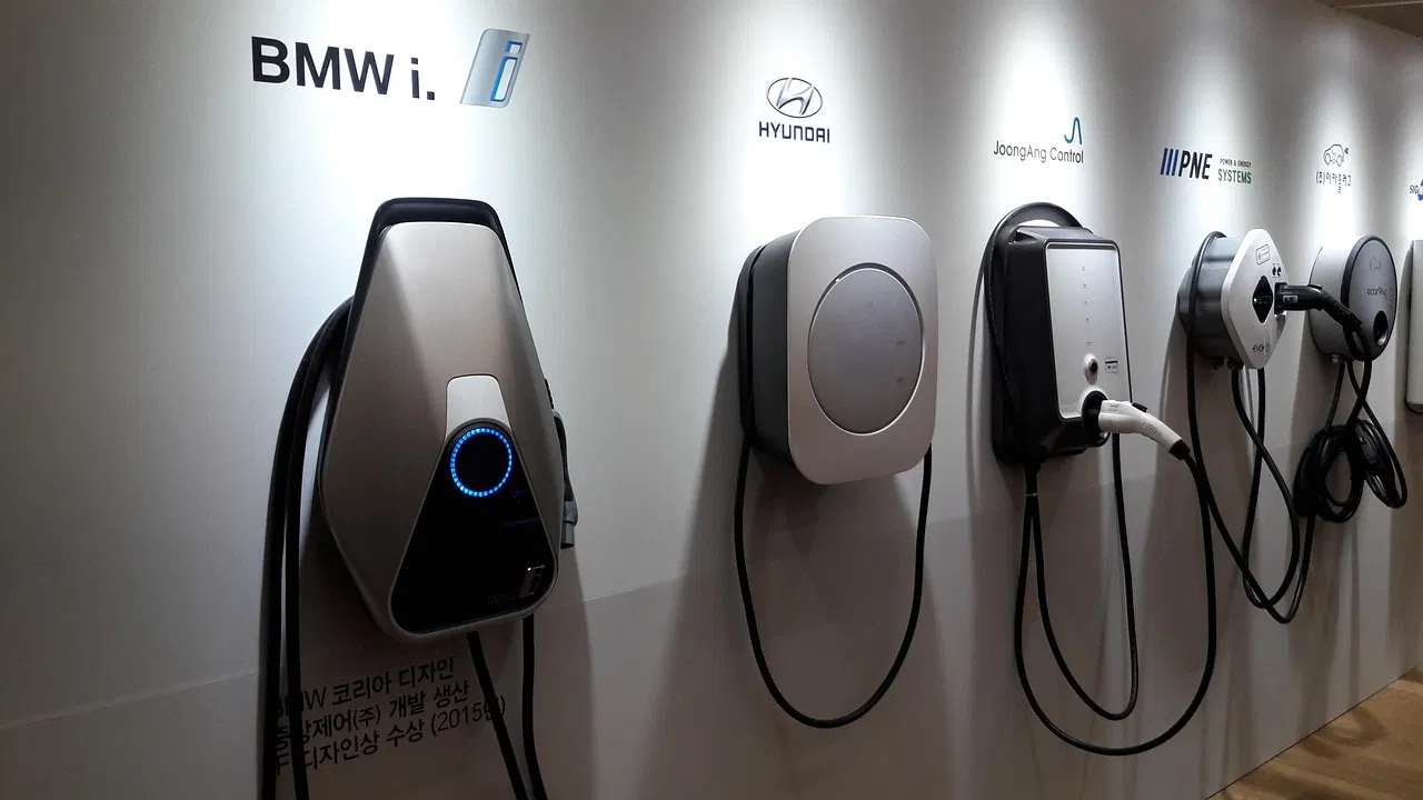 Démystifier les voitures électriques : Les 6 idées reçues à connaître absolument !