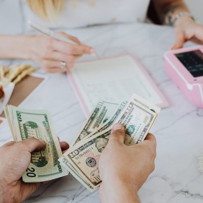 découvrez le concept de financement non rémunéré, qui offre des solutions innovantes pour les entrepreneurs en quête de ressources sans coût d'intérêt. explorez ses avantages et son impact sur le développement durable des projets.