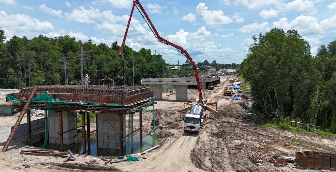 découvrez les dernières tendances et innovations en matière de développement des infrastructures. explorez comment les projets d'infrastructure améliorent la connectivité, stimulent l'économie et répondent aux défis urbains actuels.