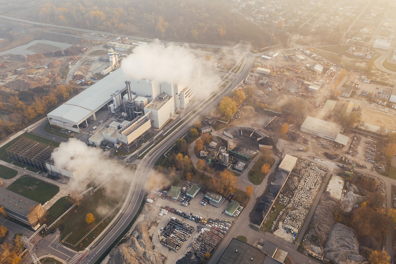 découvrez tout ce qu'il faut savoir sur l'empreinte carbone : définition, enjeux environnementaux, méthodes de réduction et impact sur notre planète. prenez conscience de votre impact écologique et apprenez à agir pour un avenir durable.