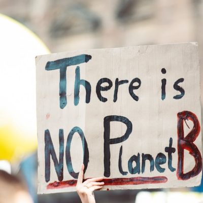 découvrez les enjeux cruciaux du changement climatique, ses impacts sur notre planète et les solutions durables pour un avenir meilleur. informez-vous sur les actions à entreprendre pour lutter contre ce phénomène global qui affecte l'environnement et nos sociétés.