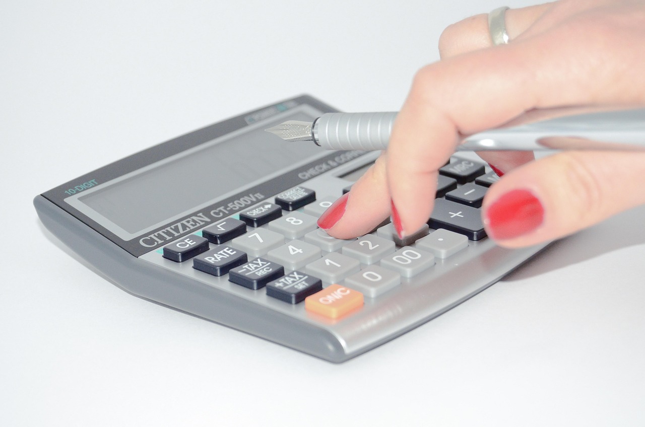 estimez facilement votre empreinte carbone grâce à notre calculateur en ligne et découvrez des conseils pratiques pour réduire votre impact environnemental au quotidien.