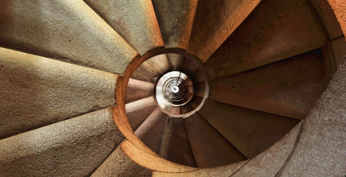 découvrez le concept d'économie circulaire : un modèle durable qui vise à réduire les déchets, à réutiliser les ressources et à favoriser l'innovation pour un avenir plus respectueux de l'environnement.