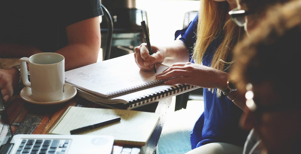 découvrez les dernières conférences sur divers sujets d’actualité : expertises, tendances, et opportunités de réseautage. rejoignez-nous pour enrichir vos connaissances et élargir votre réseau professionnel !