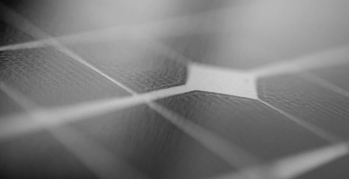 découvrez les avantages des panneaux solaires innovants : efficacité énergétique accrue, installation facile et respect de l'environnement pour réduire votre facture d'électricité et votre empreinte carbone.