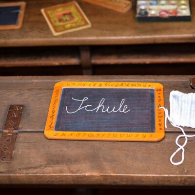 découvrez les avantages d'acheter local : soutien à l'économie locale, qualité supérieure, réduction de l'empreinte écologique et création de liens communautaires.