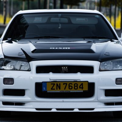 découvrez le mécanisme d'ajustement carbone aux frontières, une politique visant à limiter les émissions de co2 en taxant les importations selon leur empreinte carbone.