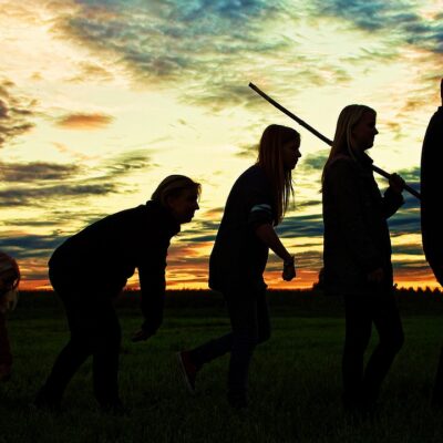 découvrez l'évolution fascinante des langues à travers l'histoire, leurs transformations et leur impact sur la communication moderne.