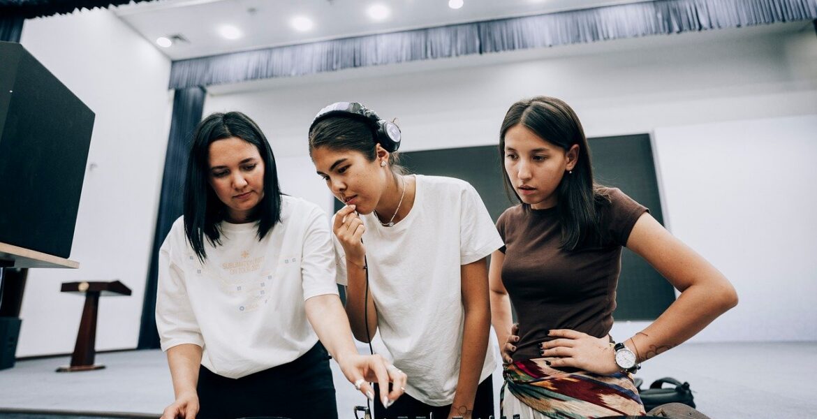 découvrez les csr masterclasses : des formations spécialisées pour maîtriser la responsabilité sociétale des entreprises et intégrer des pratiques durables dans votre organisation.