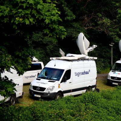 découvrez les initiatives environnementales discutées lors du g7 en france sous la présidence de macron pour un avenir durable.