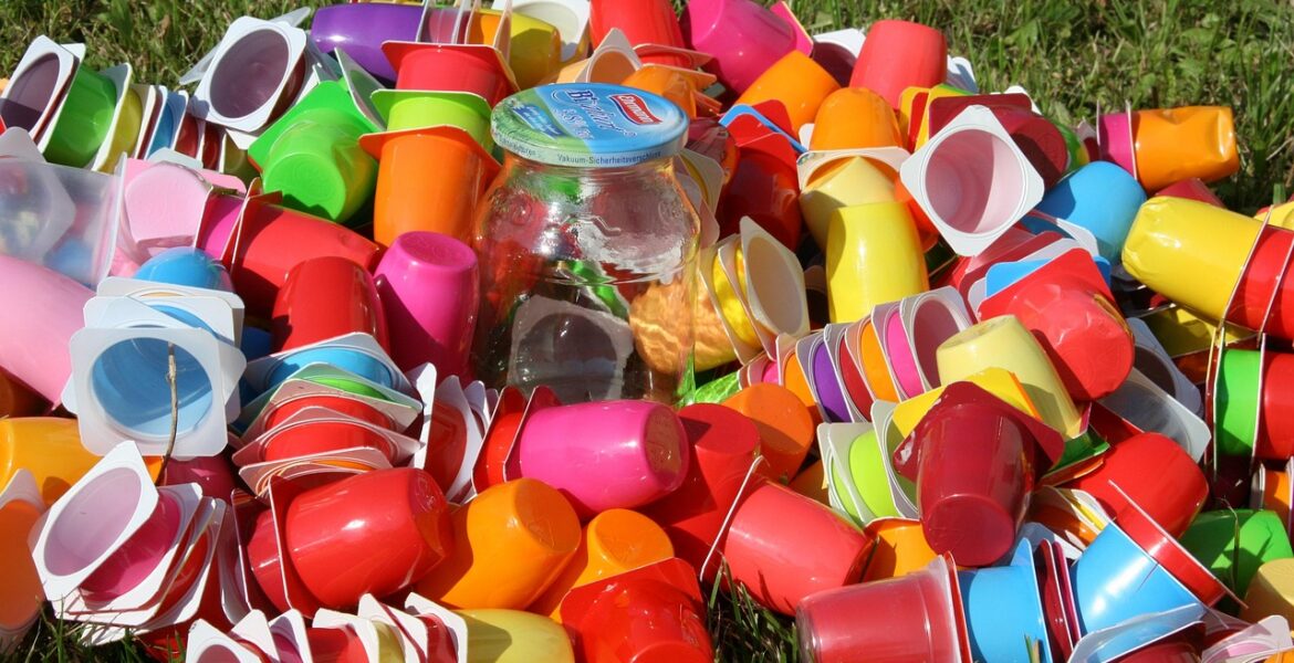 découvrez l'importance du recyclage du plastique, ses méthodes innovantes et comment contribuer à la protection de l'environnement en réduisant les déchets plastiques.